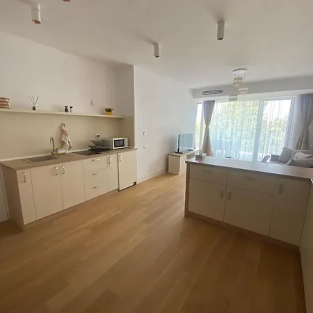 Apartament Naty Lägenhet *