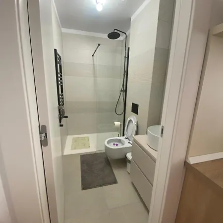 Apartament Naty Lägenhet